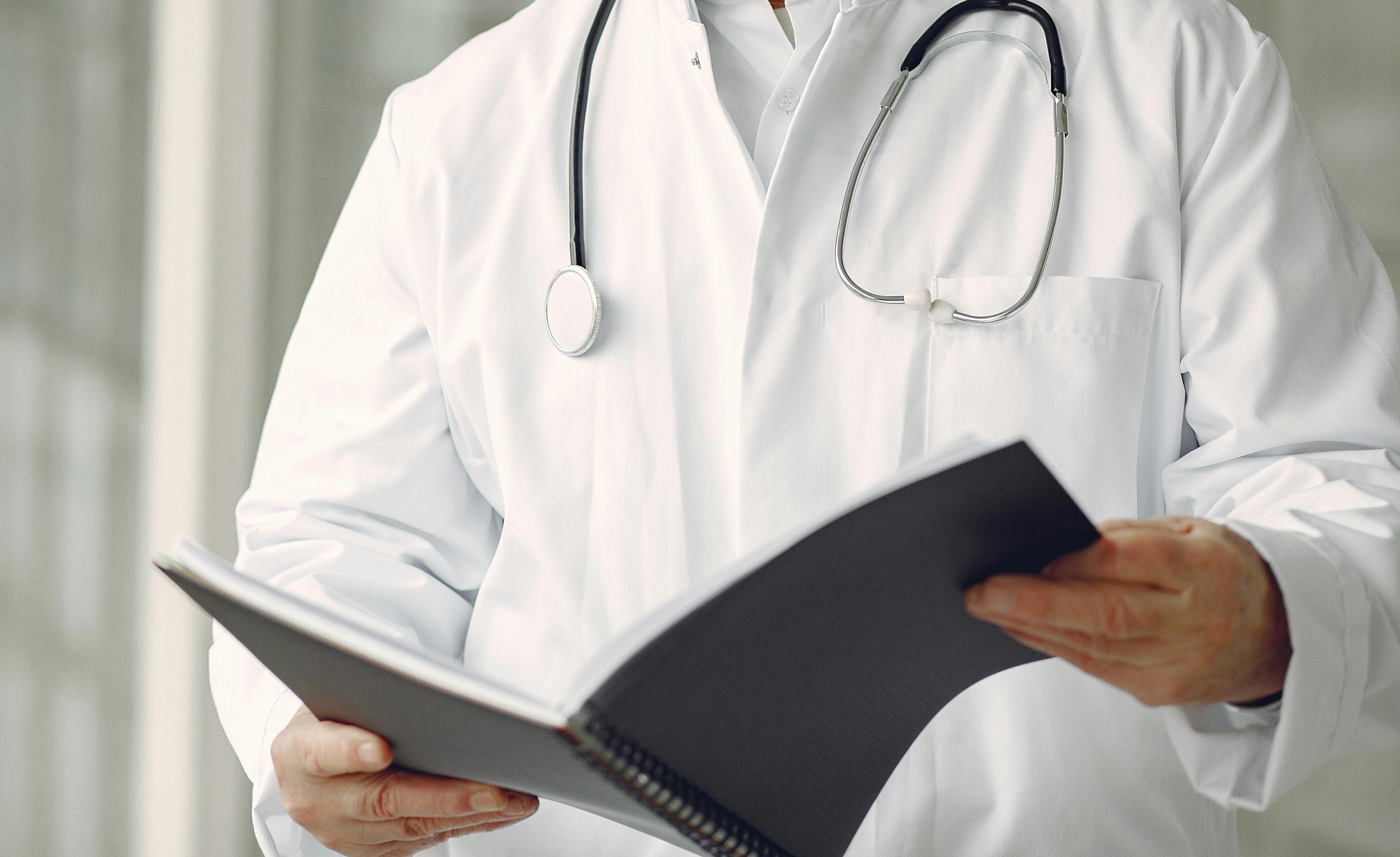 Examen por ausencia prolongada